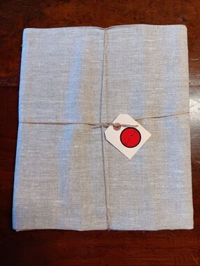 Zinc Neutral Linen Tablecloth